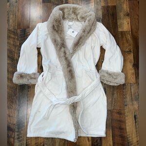 Hotel Collection Cream Robe with Taupe Faux-Fur Trim